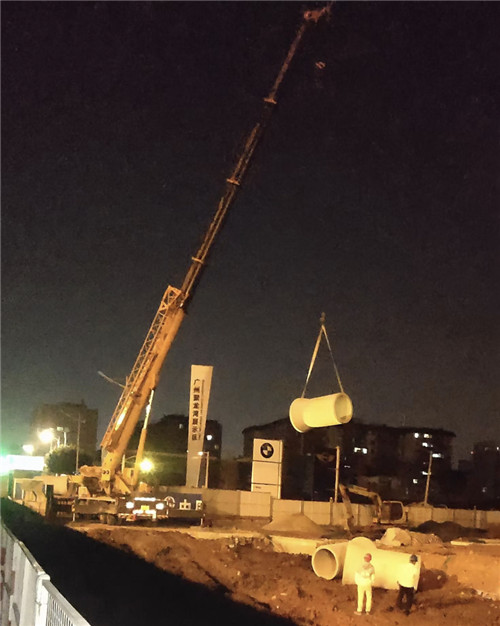 梅河口市“弯臂矫正”—— 吊车的 “形变补偿” 技术